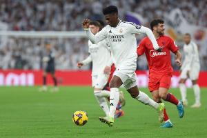 首回合0-3枪手！西媒：皇马期待翻盘，依靠琼阿梅尼&amp;塞巴略斯